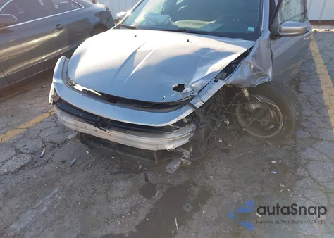 2015 Dodge Dart Sxt z USA, uszkodzony, nr VIN 1C3CDFBB6FD375903